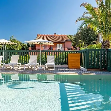 Hotel-residence La Pinede Ξενοδοχείο 3*