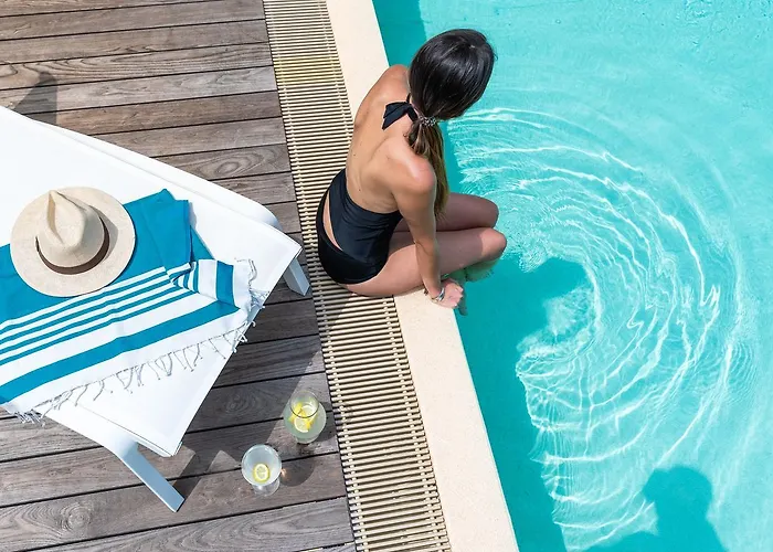 Hotel Hôtel-résidence La Pinède 3*